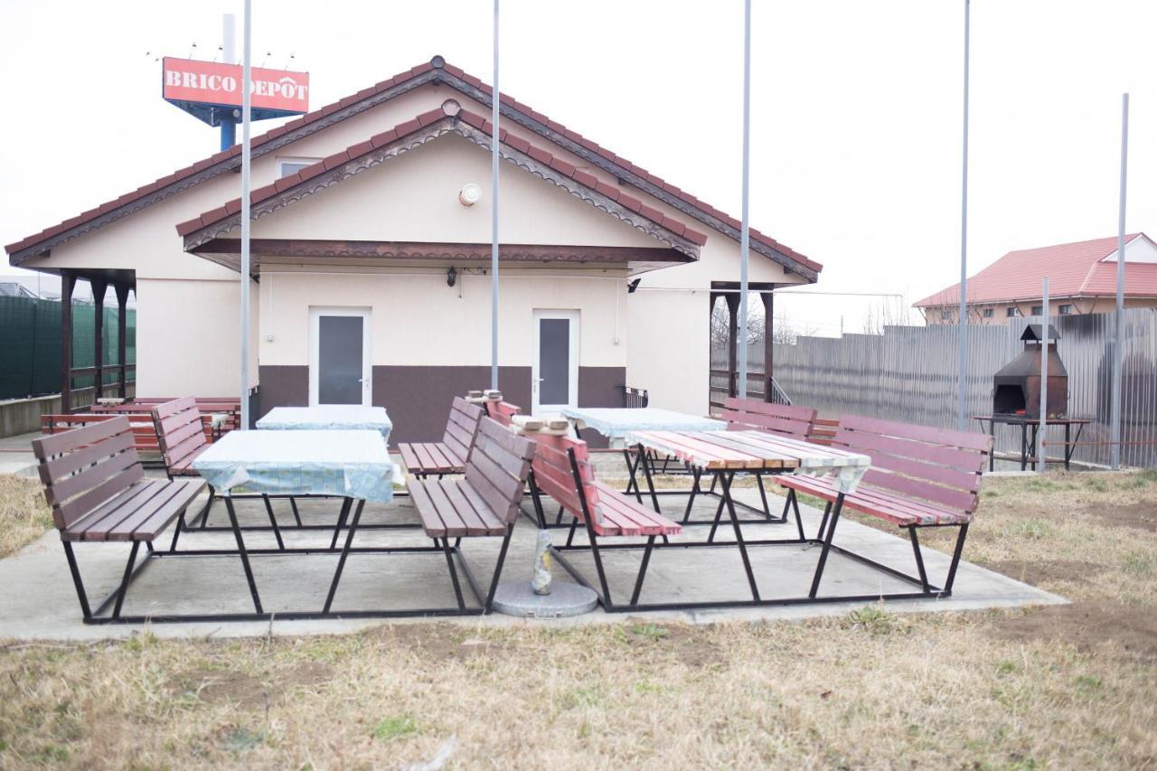 Motel Aris Meridian Piatra Neamţ Exterior foto